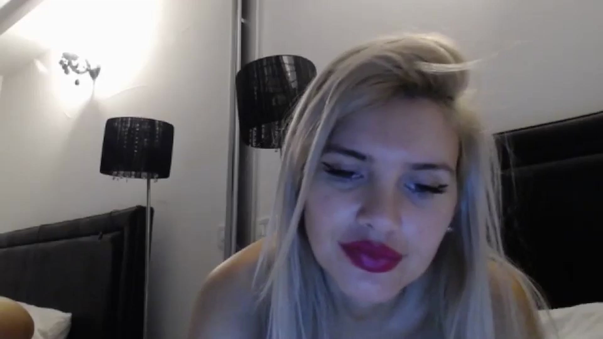 Gallery image thumbnail from Dulcineaa's myfreecams stream on, 08/10/2023, 22:39 image 12 of 20