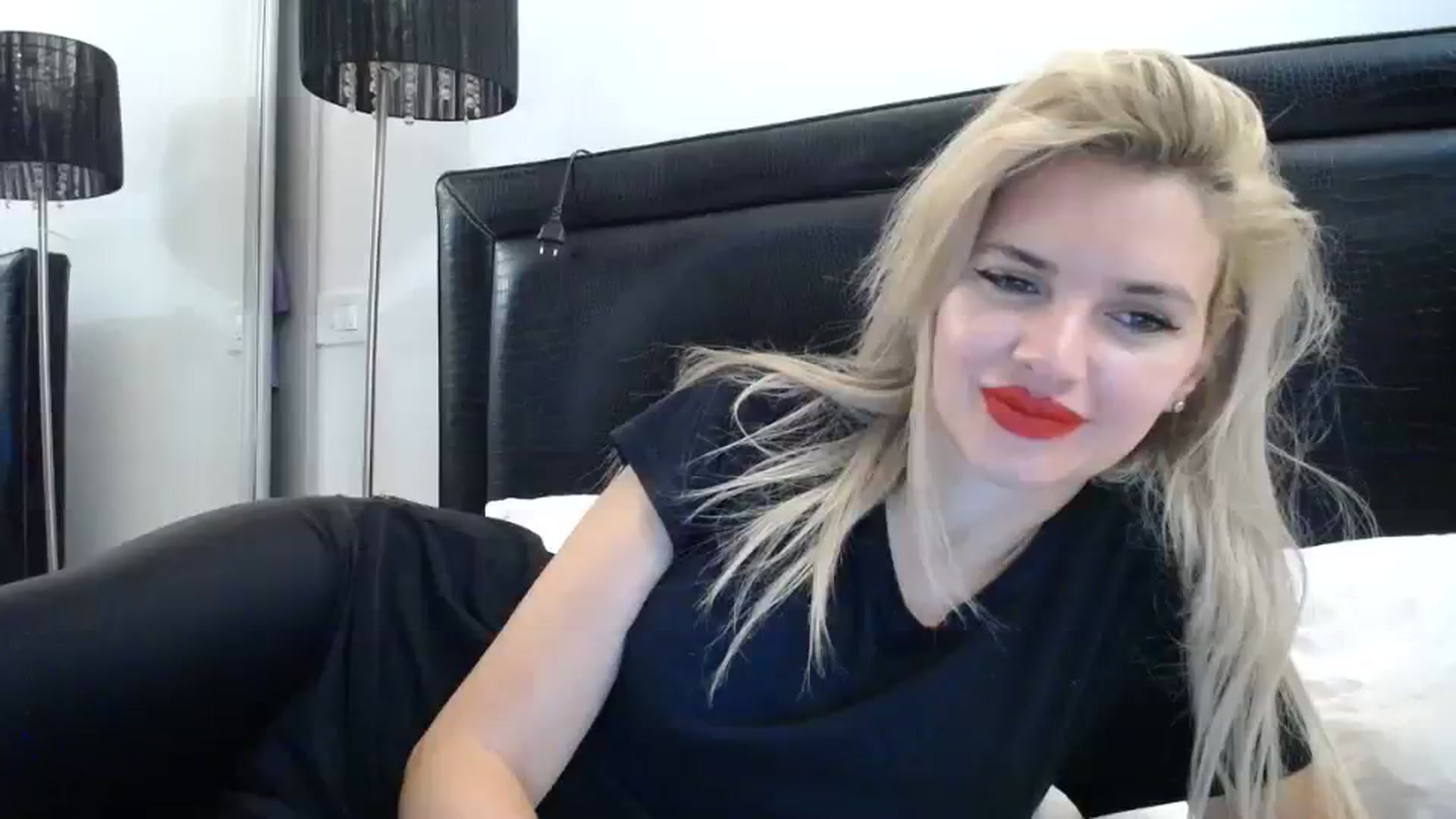 Gallery image thumbnail from Dulcineaa's myfreecams stream on, 08/13/2023, 21:57 image 20 of 20