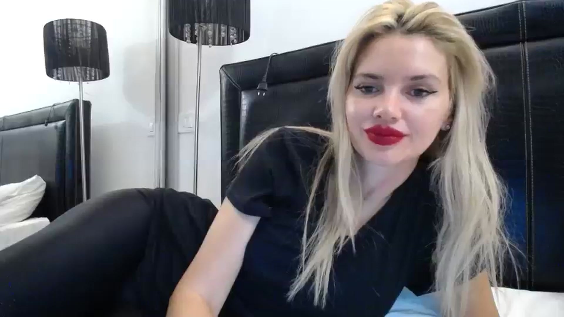 Gallery image thumbnail from Dulcineaa's myfreecams stream on, 08/13/2023, 21:57 image 4 of 20