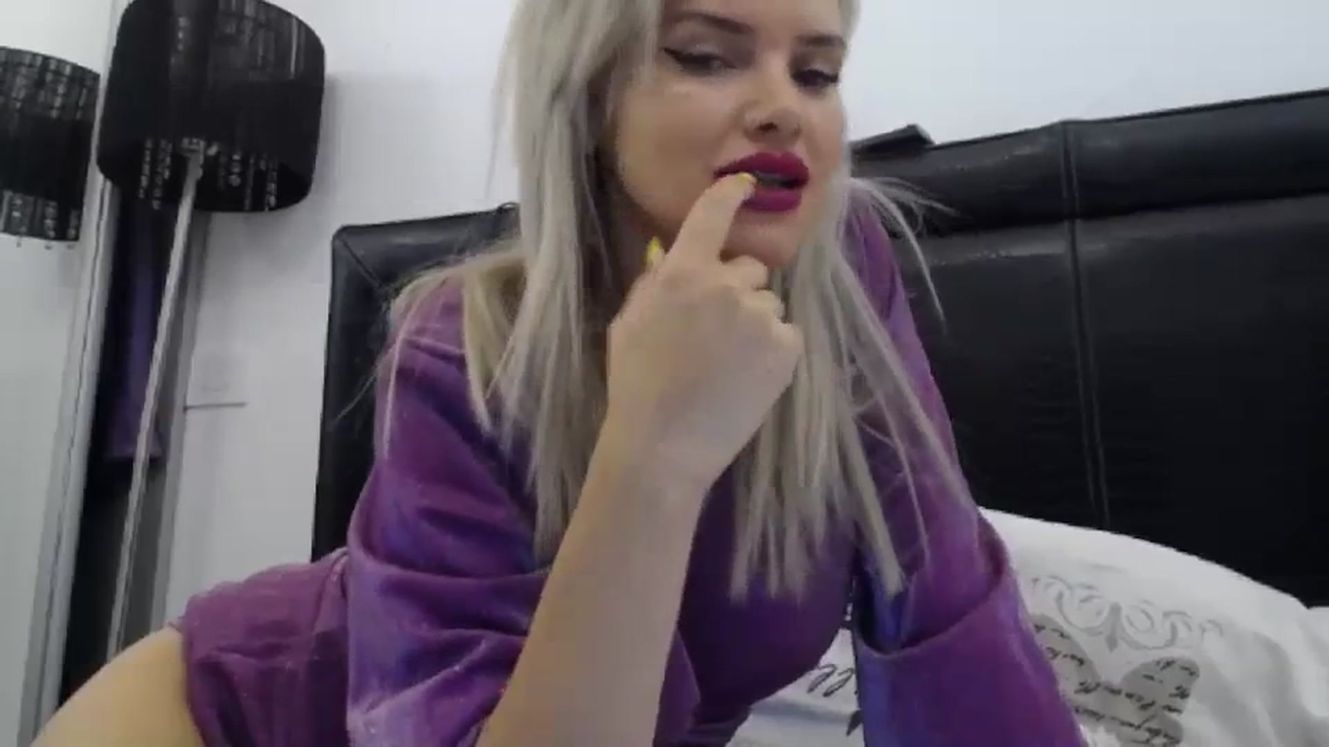 Gallery image thumbnail from Dulcineaa's myfreecams stream on, 08/30/2023, 22:37 image 3 of 20