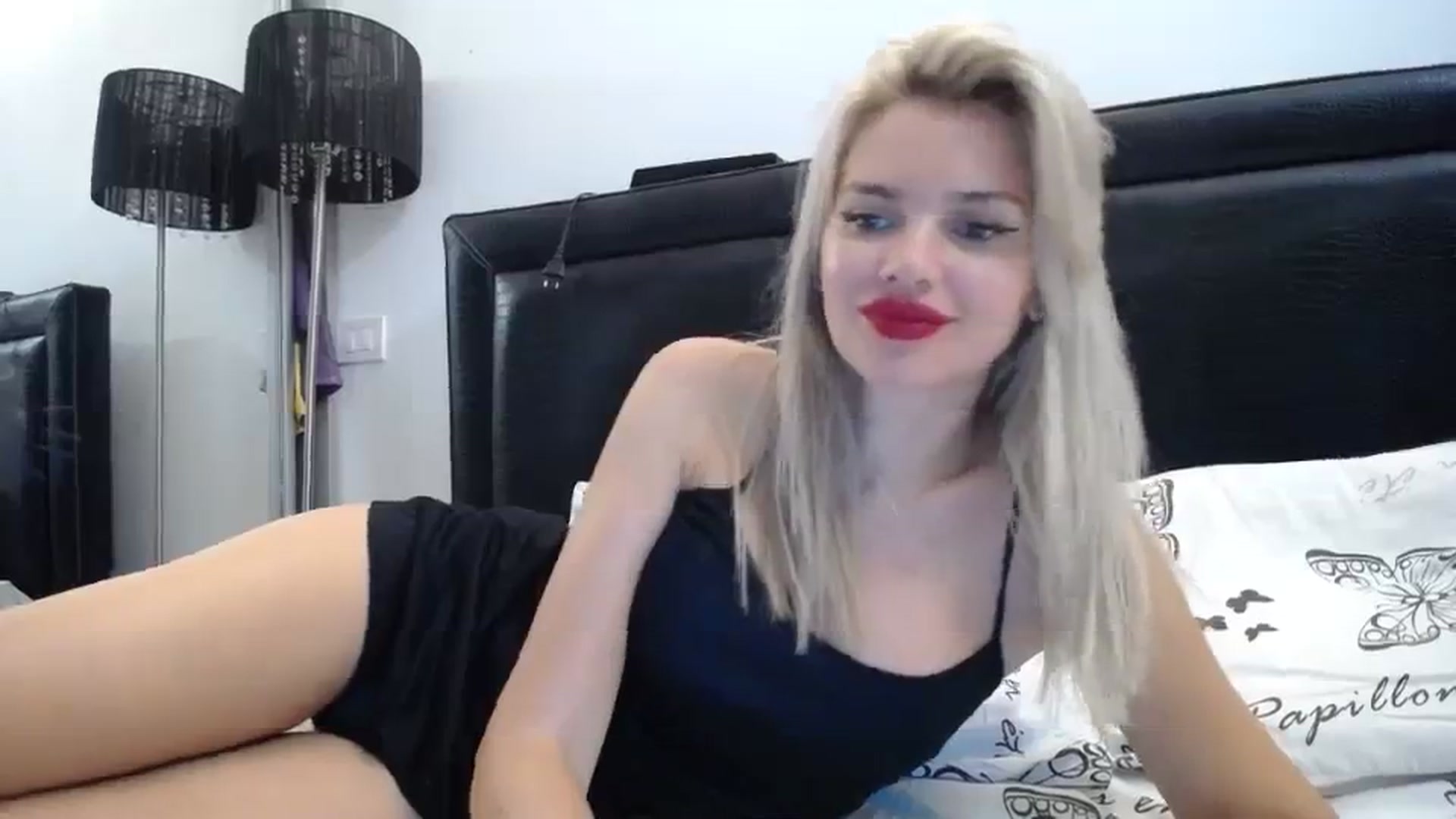 Gallery image thumbnail from Dulcineaa's myfreecams stream on, 08/31/2023, 21:15 image 3 of 20