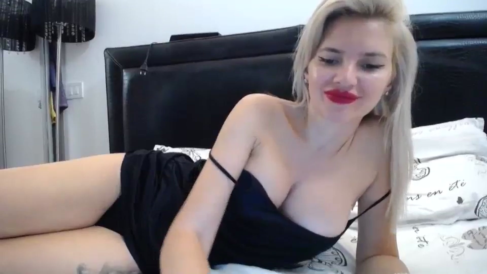 Gallery image thumbnail from Dulcineaa's myfreecams stream on, 08/31/2023, 21:15 image 19 of 20