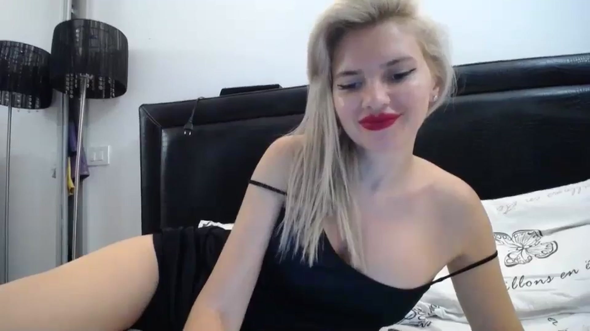 Gallery image thumbnail from Dulcineaa's myfreecams stream on, 08/31/2023, 21:15 image 15 of 20
