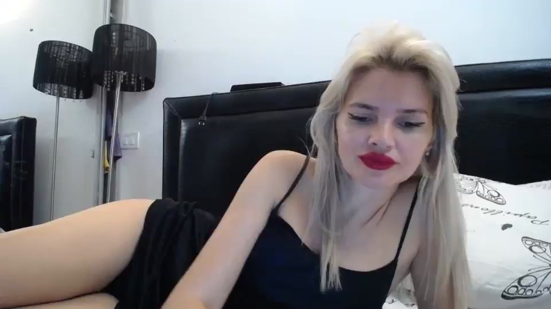 Gallery image thumbnail from Dulcineaa's myfreecams stream on, 08/31/2023, 22:05 image 5 of 20