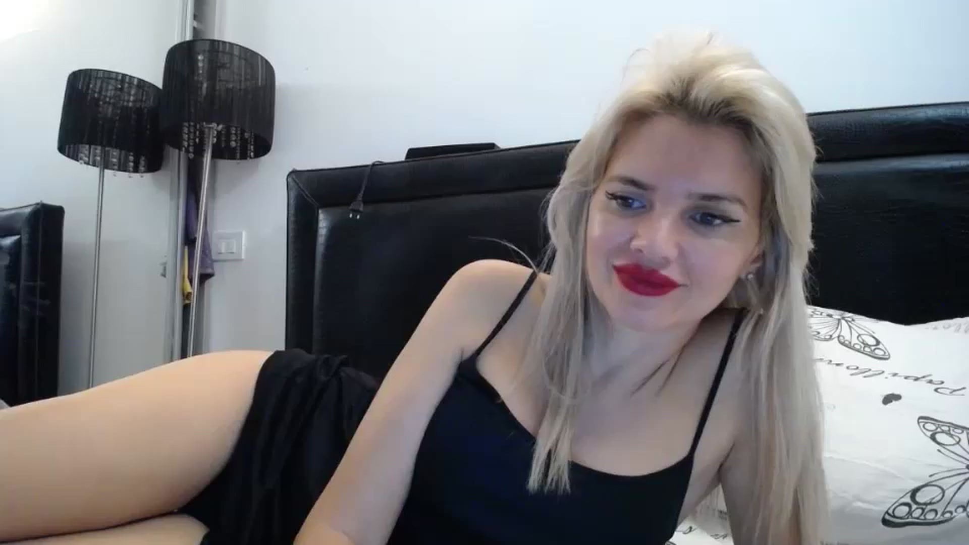 Gallery image thumbnail from Dulcineaa's myfreecams stream on, 08/31/2023, 22:05 image 4 of 20