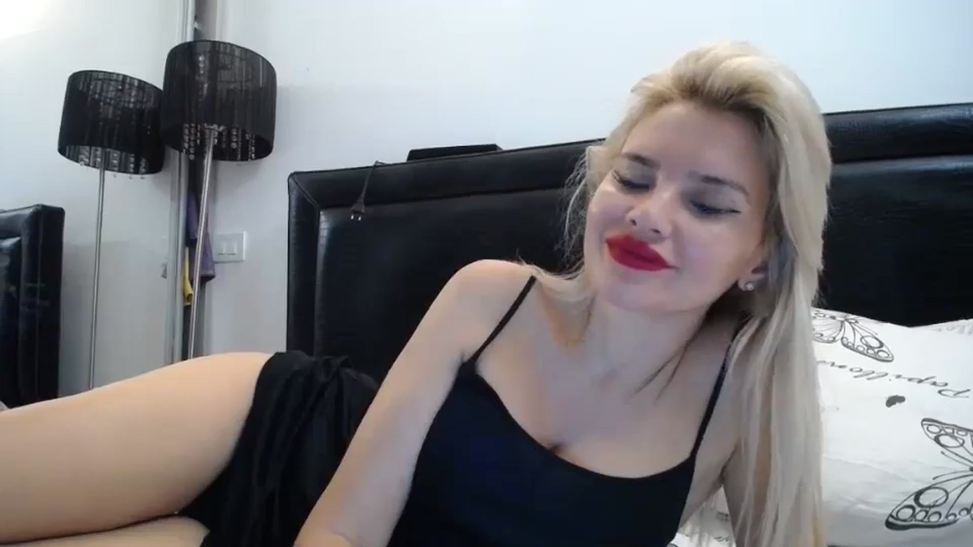 Gallery image thumbnail from Dulcineaa's myfreecams stream on, 08/31/2023, 22:05 image 3 of 20