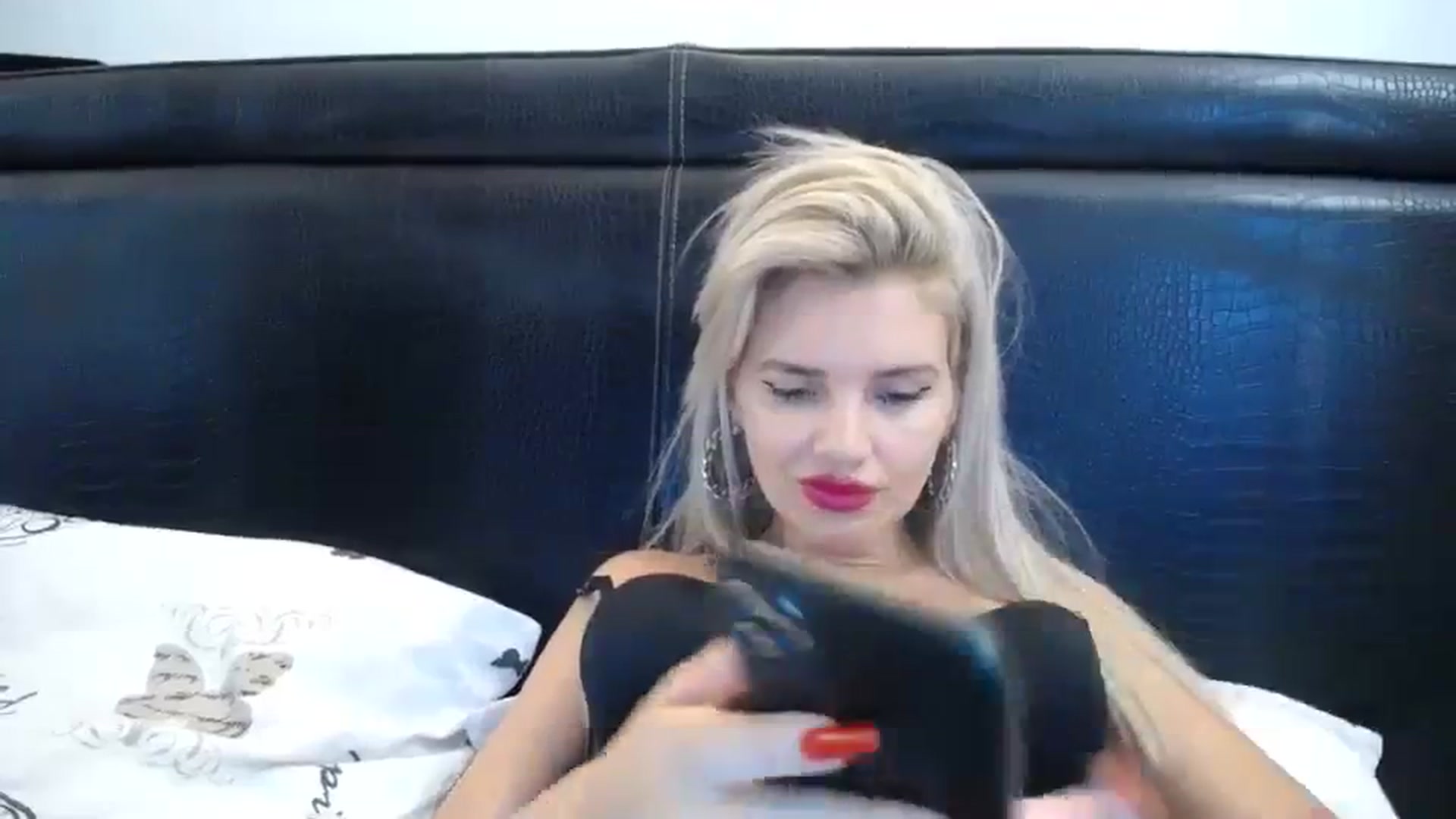 Gallery image thumbnail from Dulcineaa's myfreecams stream on, 09/01/2023, 14:43 image 7 of 20