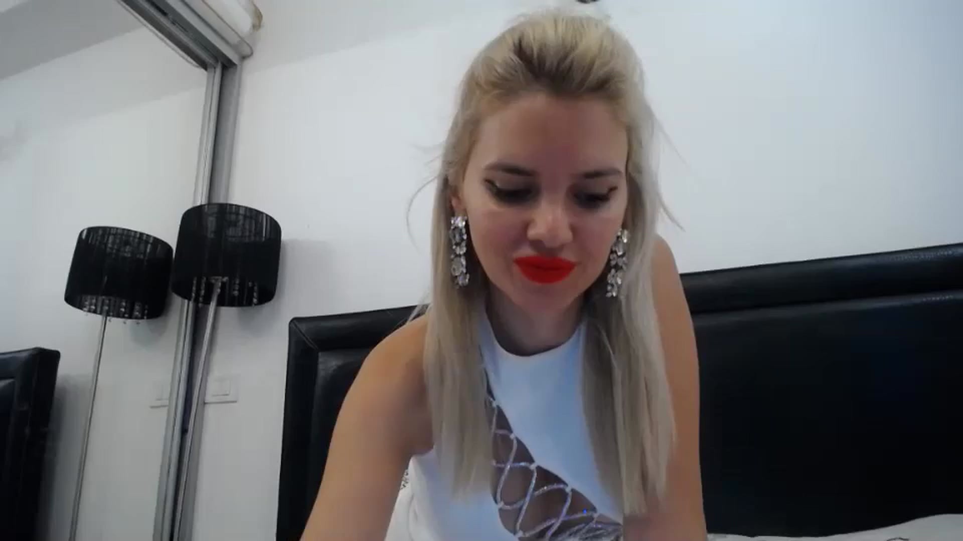 Gallery image thumbnail from Dulcineaa's myfreecams stream on, 09/02/2023, 13:50 image 1 of 20