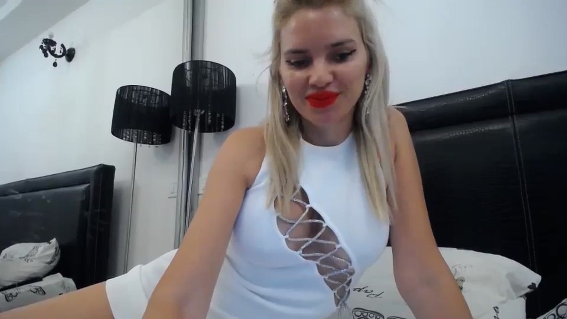 Gallery image thumbnail from Dulcineaa's myfreecams stream on, 09/02/2023, 13:50 image 4 of 20