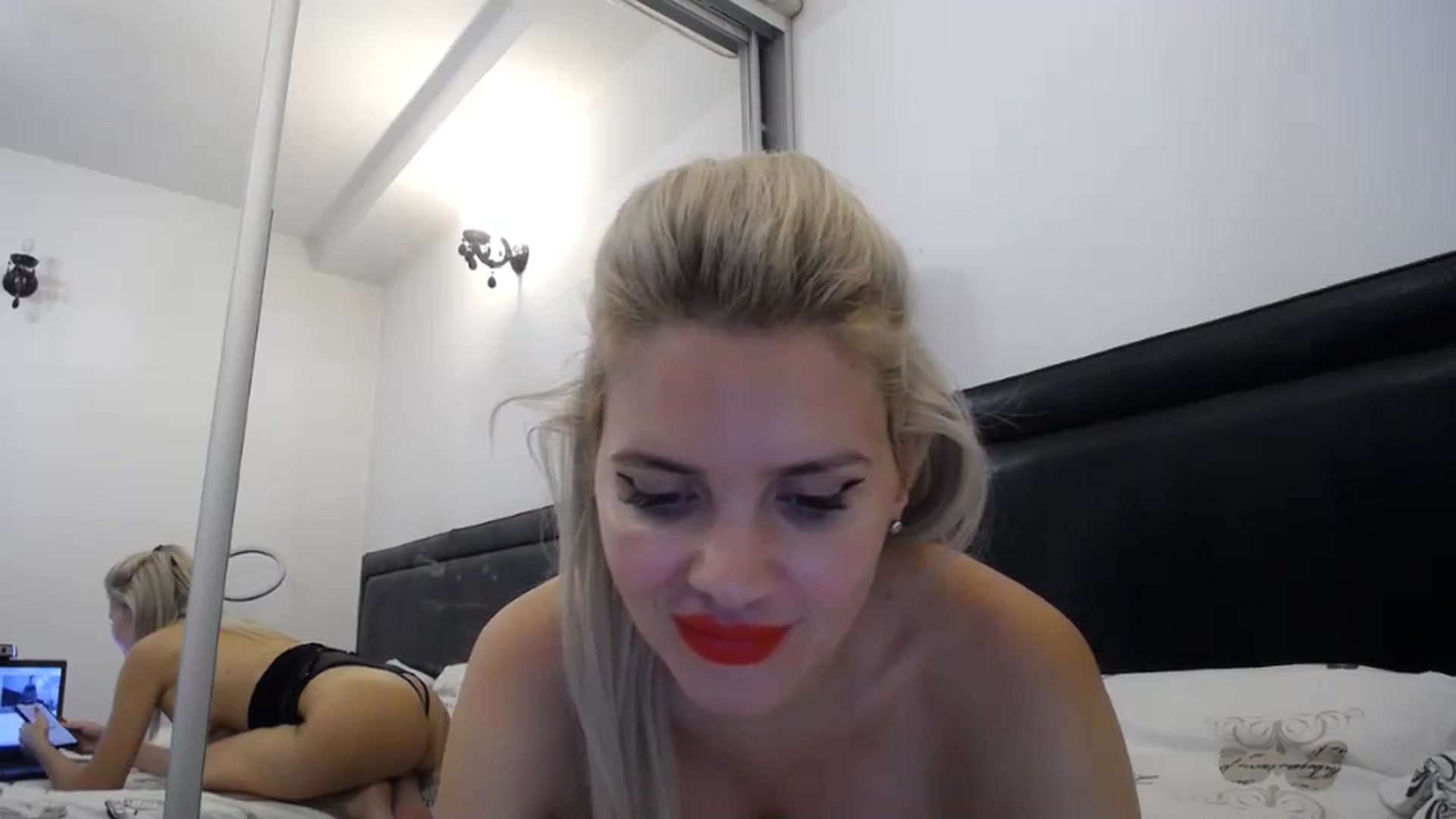 Gallery image thumbnail from Dulcineaa's myfreecams stream on, 09/03/2023, 14:08 image 9 of 20