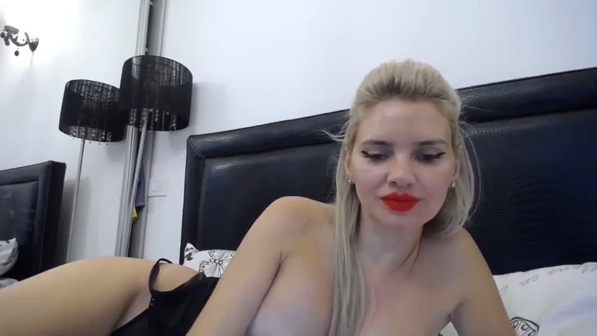 Gallery image thumbnail from Dulcineaa's myfreecams stream on, 09/03/2023, 14:08 image 16 of 20