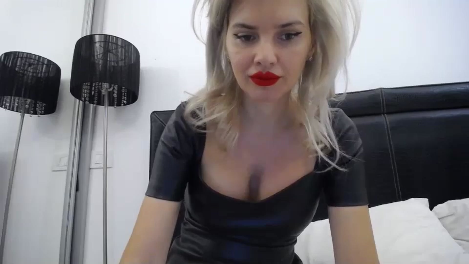 Gallery image thumbnail from Dulcineaa's myfreecams stream on, 09/06/2023, 21:31 image 17 of 20