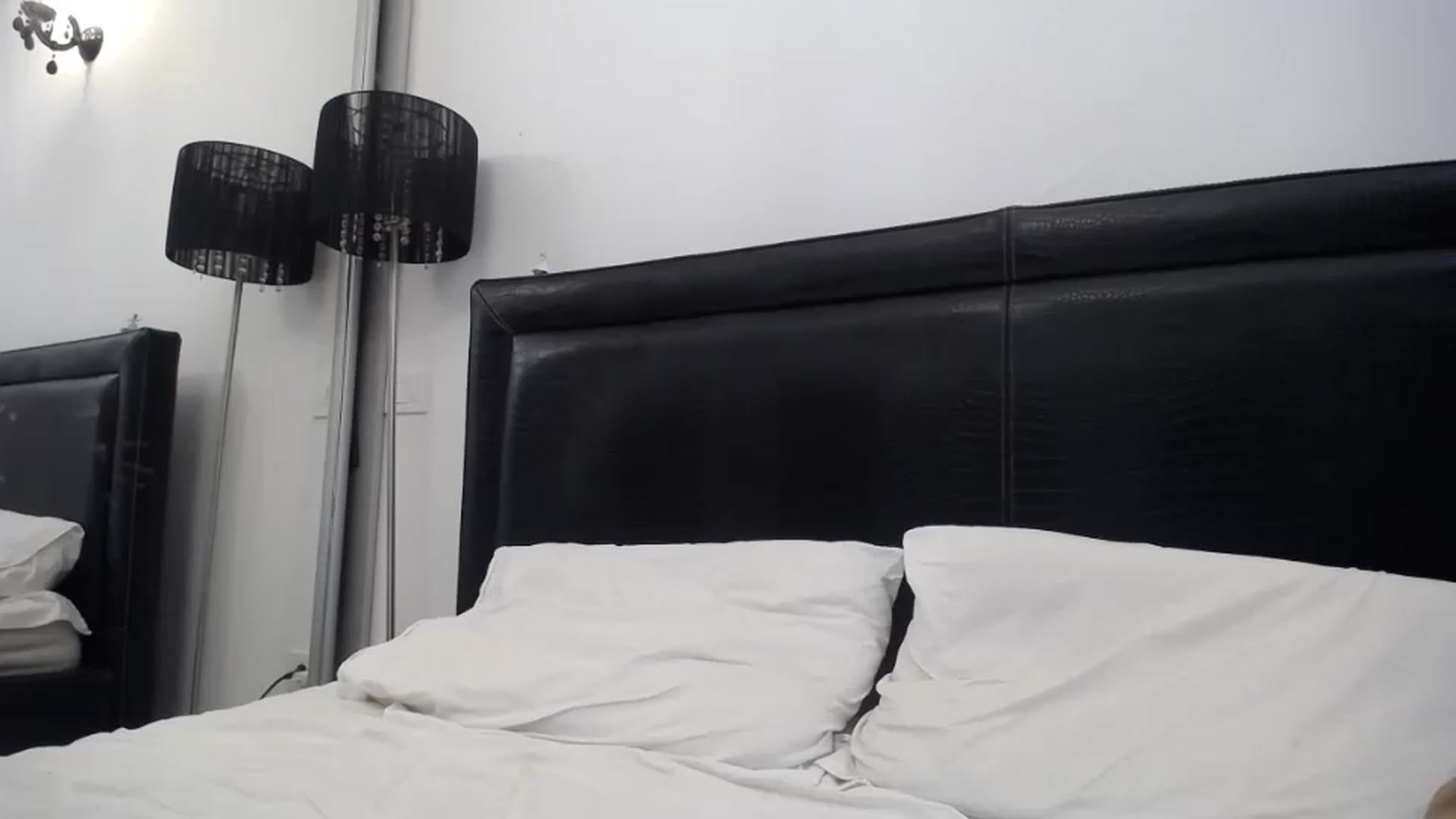 Gallery image thumbnail from Dulcineaa's myfreecams stream on, 09/07/2023, 21:43 image 5 of 20