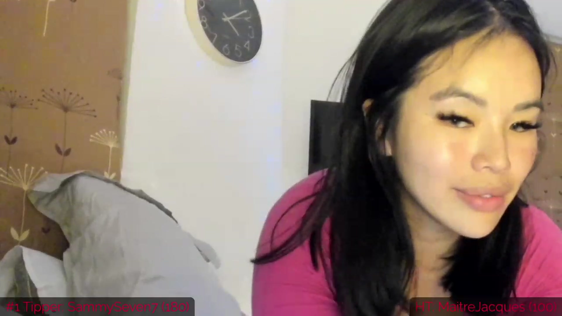 Gallery image thumbnail from DumplingHyuga's myfreecams stream on, 11/26/2022, 04:29 image 18 of 20