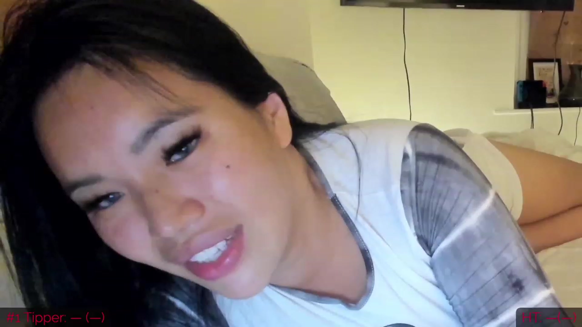 Gallery image thumbnail from DumplingHyuga's myfreecams stream on, 11/28/2022, 03:47 image 4 of 20