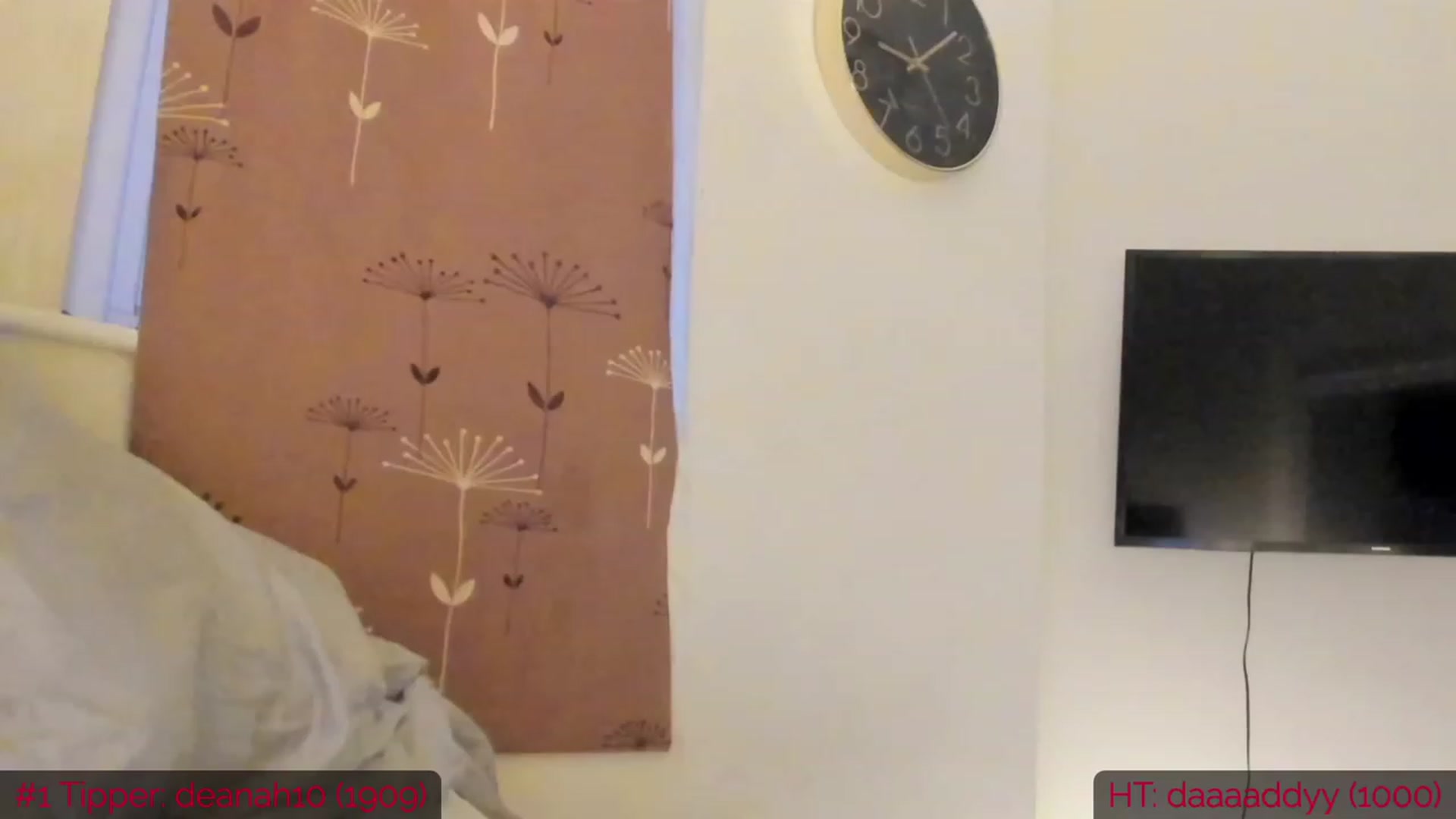 Gallery image thumbnail from DumplingHyuga's myfreecams stream on, 12/04/2022, 09:10 image 19 of 20