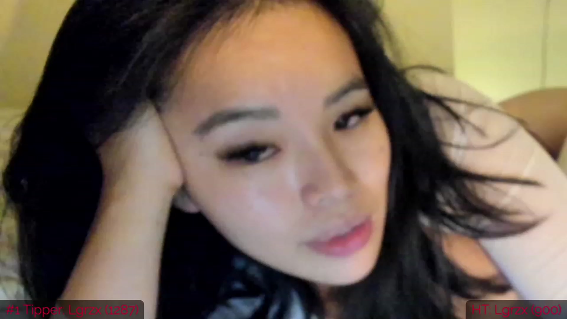 Gallery image thumbnail from DumplingHyuga's myfreecams stream on, 01/17/2023, 16:49 image 17 of 20