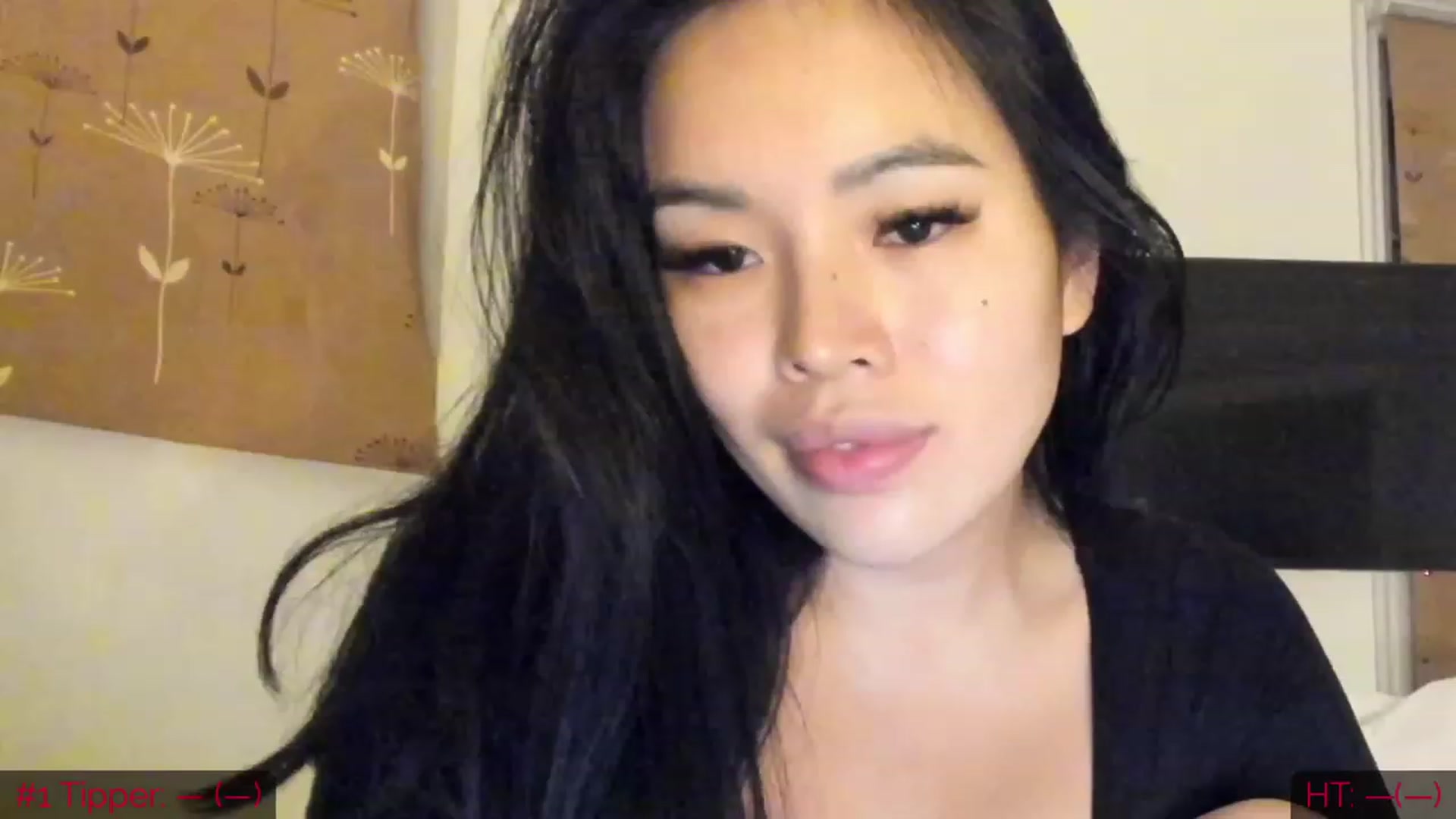 Gallery image thumbnail from DumplingHyuga's myfreecams stream on, 01/20/2023, 18:20 image 6 of 20