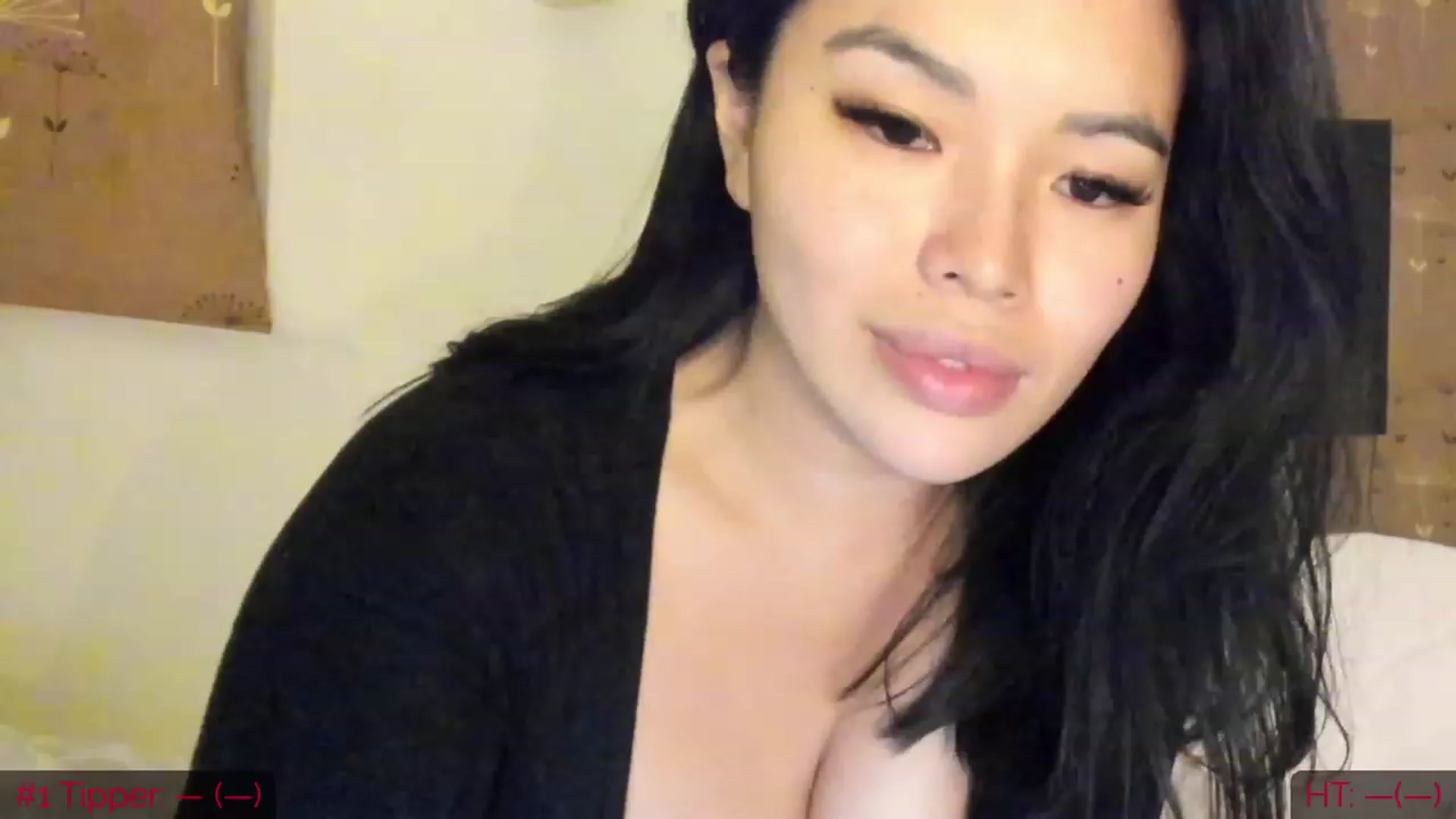 Gallery image thumbnail from DumplingHyuga's myfreecams stream on, 01/20/2023, 18:20 image 8 of 20
