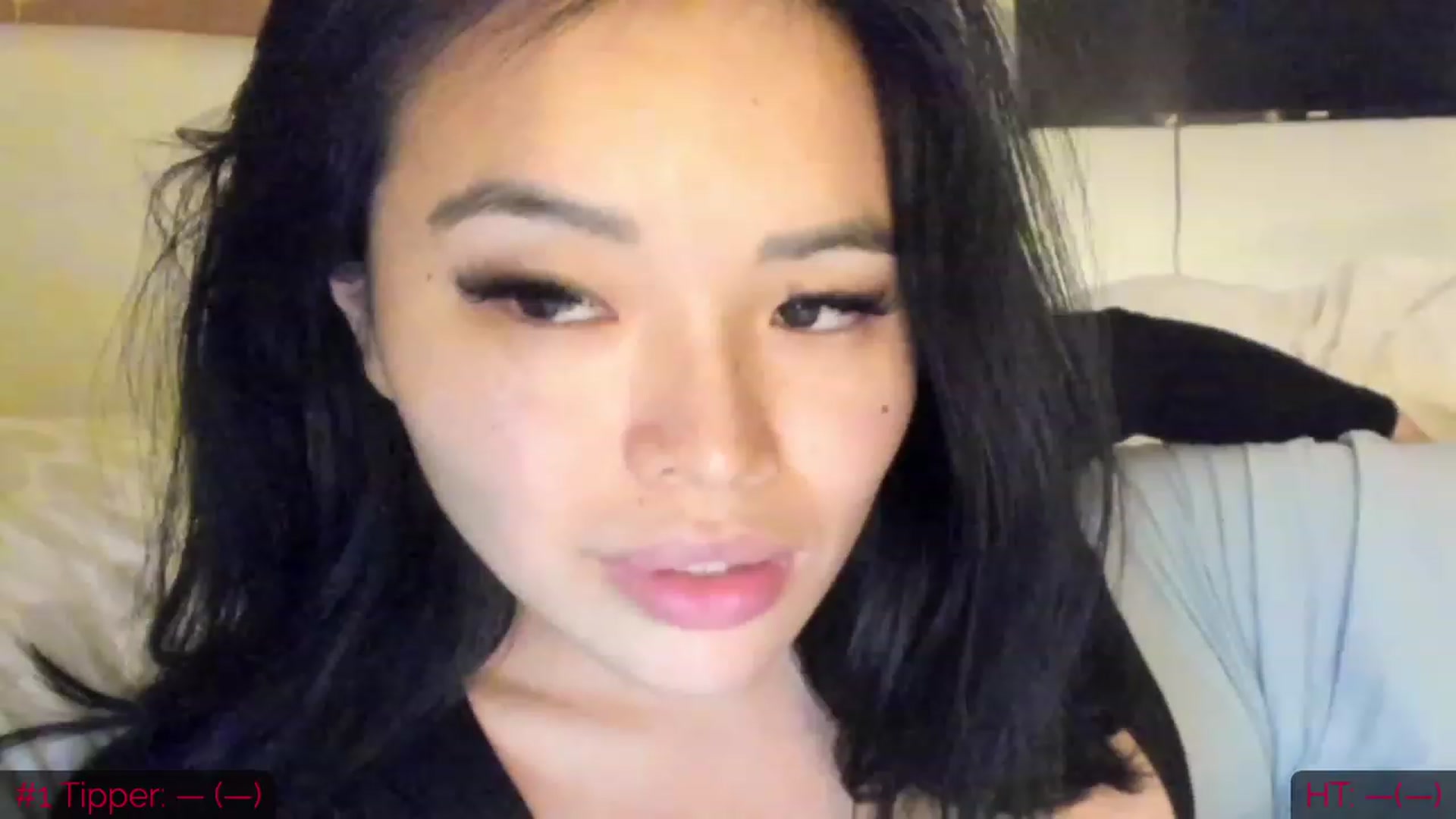 Gallery image thumbnail from DumplingHyuga's myfreecams stream on, 01/20/2023, 18:20 image 9 of 20