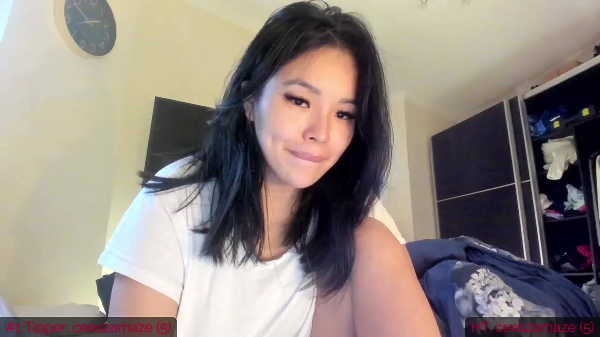 Gallery image thumbnail from DumplingHyuga's myfreecams stream on, 01/26/2023, 17:23 image 2 of 20