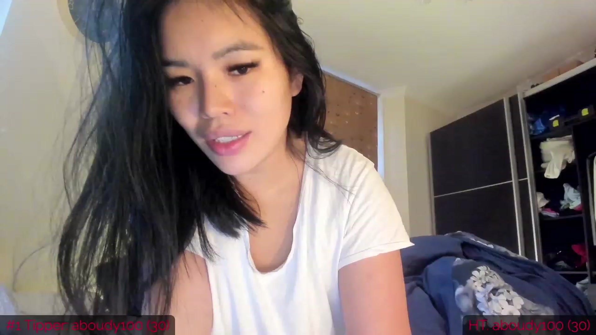 Gallery image thumbnail from DumplingHyuga's myfreecams stream on, 01/26/2023, 17:23 image 3 of 20