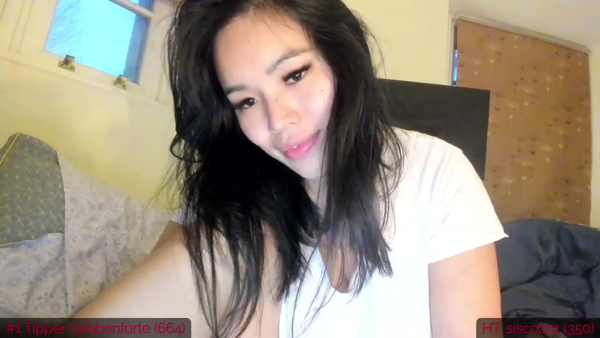 Gallery image thumbnail from DumplingHyuga's myfreecams stream on, 01/26/2023, 17:23 image 19 of 20