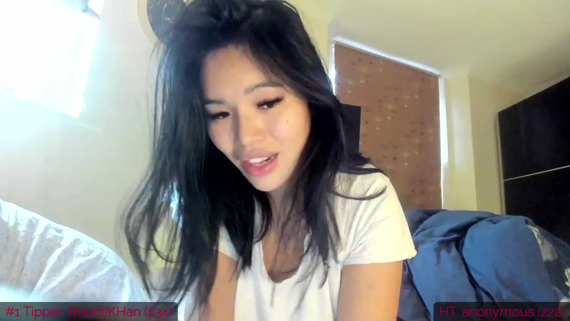 Gallery image thumbnail from DumplingHyuga's myfreecams stream on, 01/26/2023, 17:23 image 10 of 20