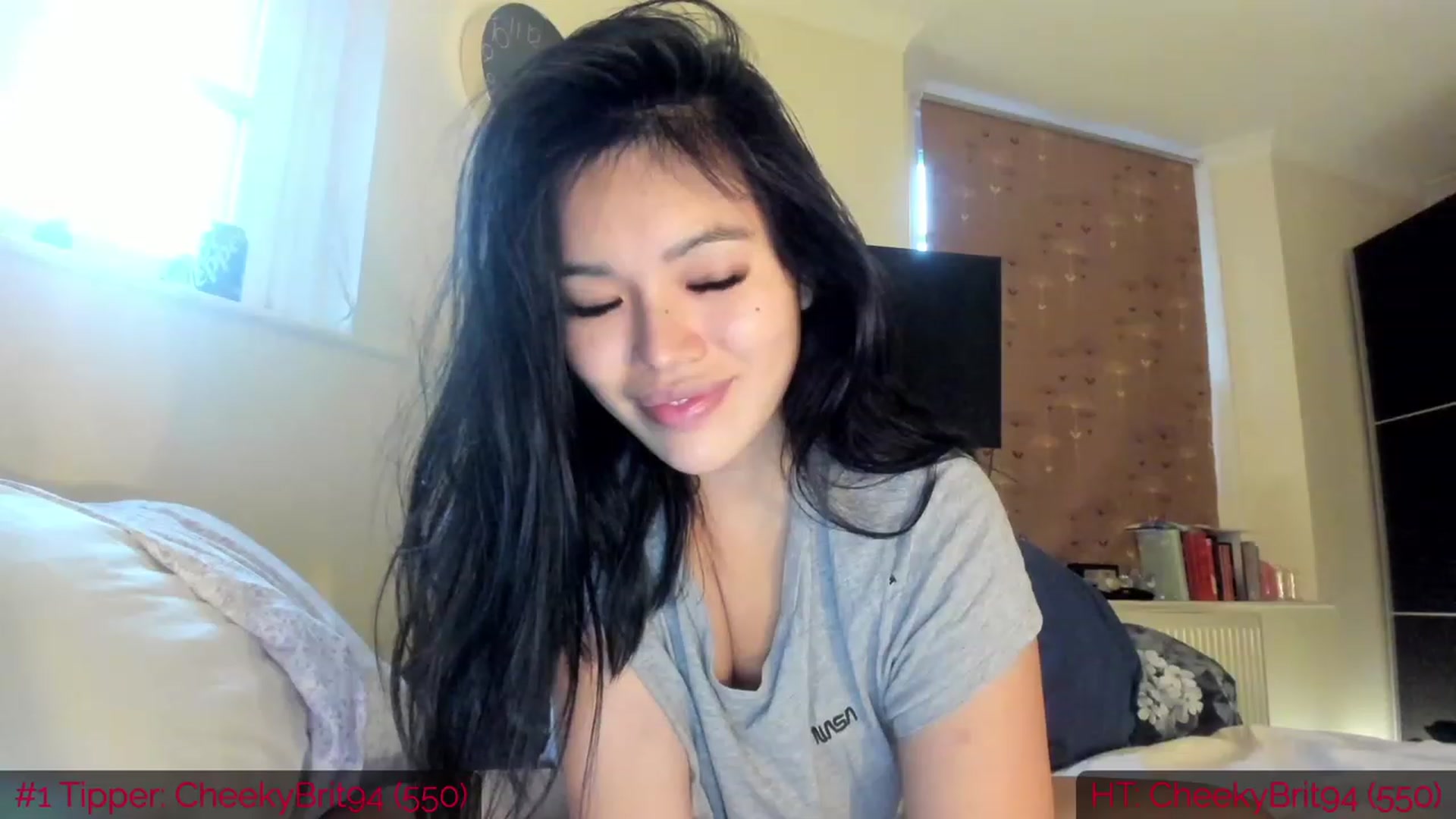 Gallery image thumbnail from DumplingHyuga's myfreecams stream on, 01/27/2023, 18:02 image 9 of 20