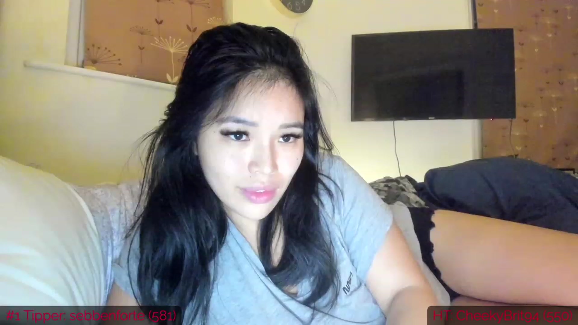 Gallery image thumbnail from DumplingHyuga's myfreecams stream on, 01/27/2023, 18:02 image 18 of 20