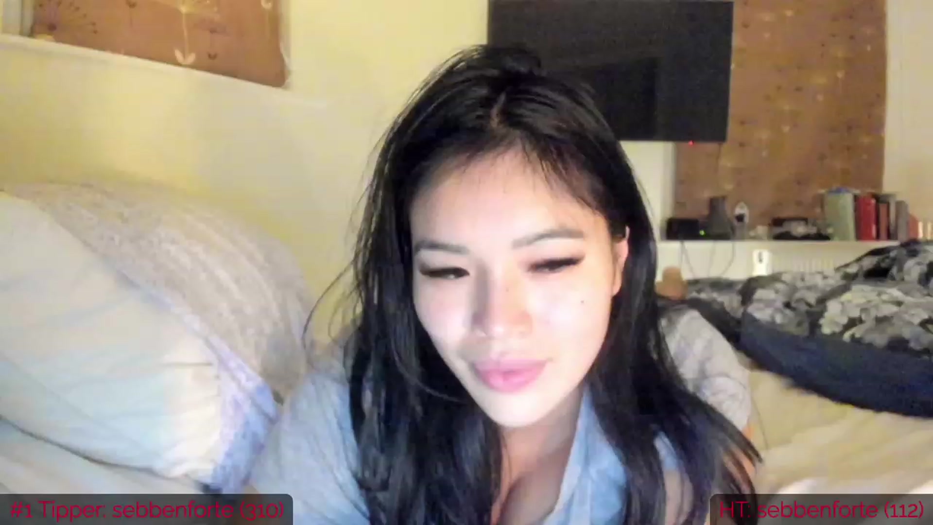 Gallery image thumbnail from DumplingHyuga's myfreecams stream on, 01/27/2023, 21:48 image 9 of 20