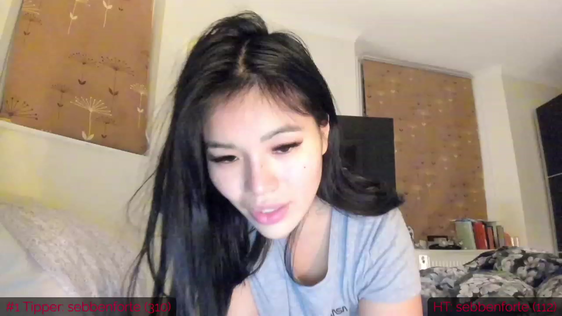 Gallery image thumbnail from DumplingHyuga's myfreecams stream on, 01/27/2023, 21:48 image 10 of 20