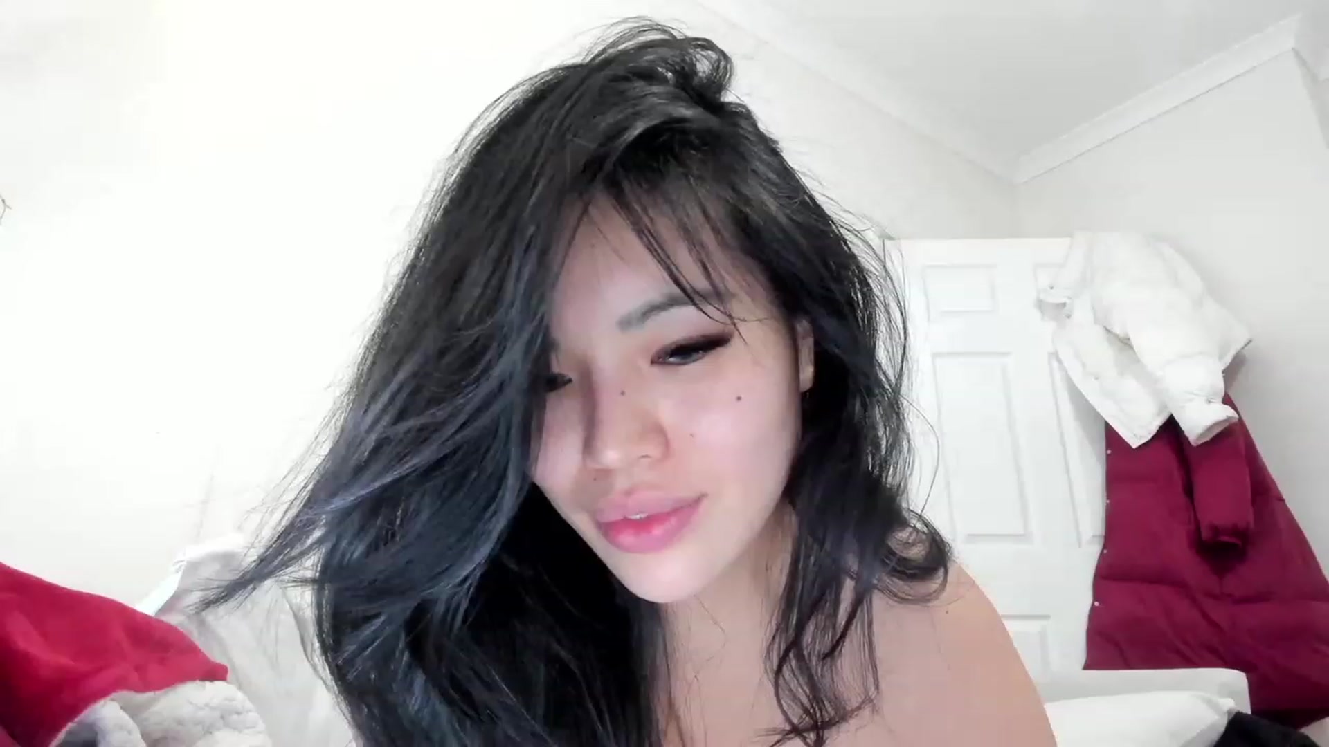 Gallery image thumbnail from DumplingHyuga's myfreecams stream on, 04/05/2023, 12:27 image 19 of 20