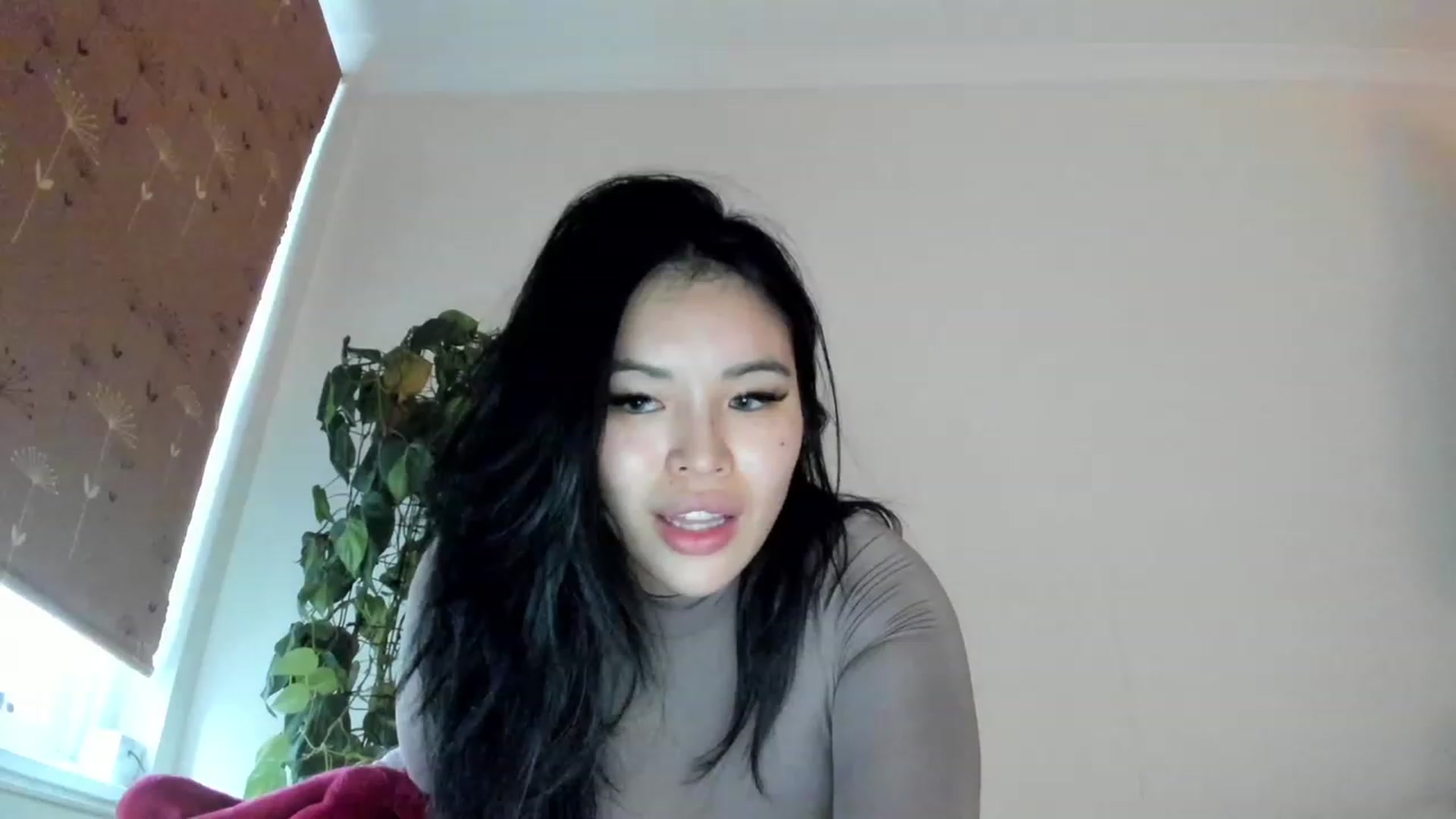 Gallery image thumbnail from DumplingHyuga's myfreecams stream on, 04/06/2023, 16:47 image 8 of 20