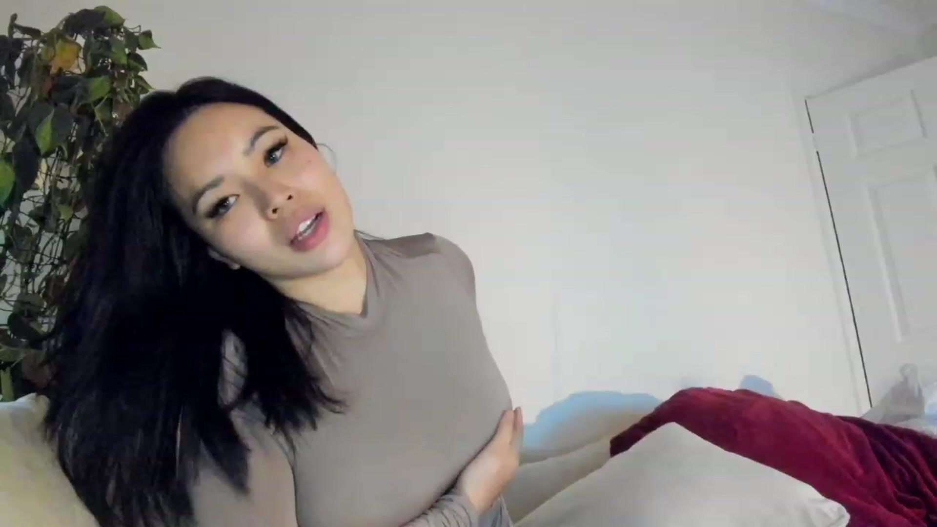 Gallery image thumbnail from DumplingHyuga's myfreecams stream on, 04/06/2023, 16:47 image 19 of 20