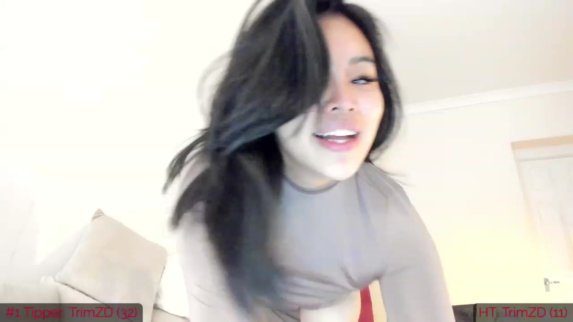 Gallery image thumbnail from DumplingHyuga's myfreecams stream on, 04/08/2023, 17:45 image 5 of 20