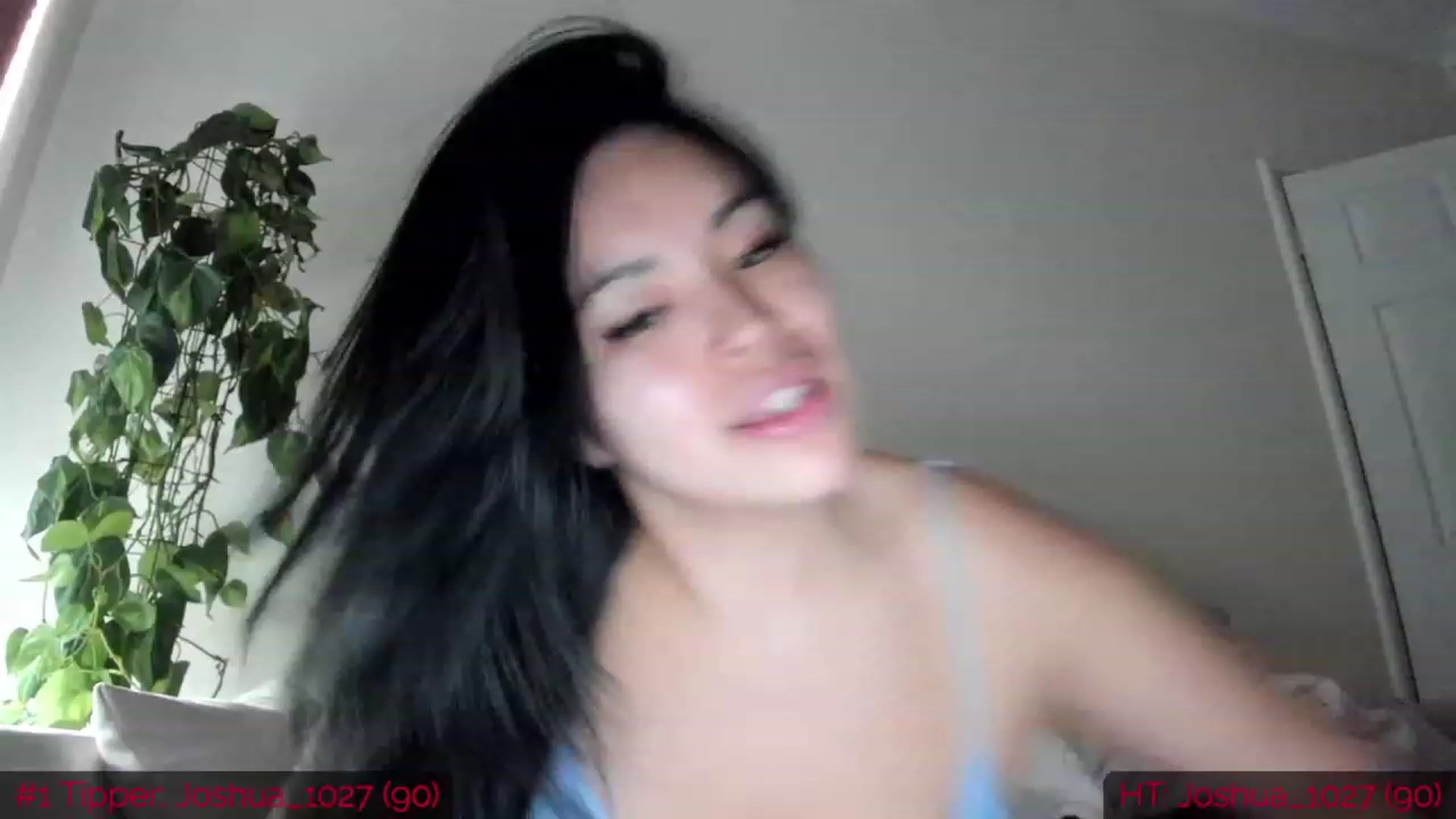 Gallery image thumbnail from DumplingHyuga's myfreecams stream on, 04/12/2023, 17:06 image 3 of 20