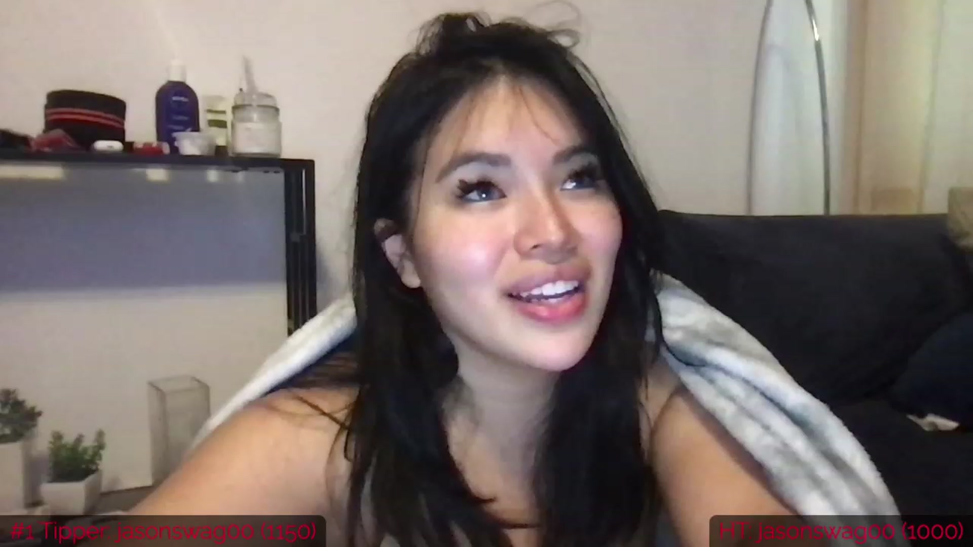 Gallery image thumbnail from DumplingHyuga's myfreecams stream on, 04/24/2023, 16:15 image 17 of 20