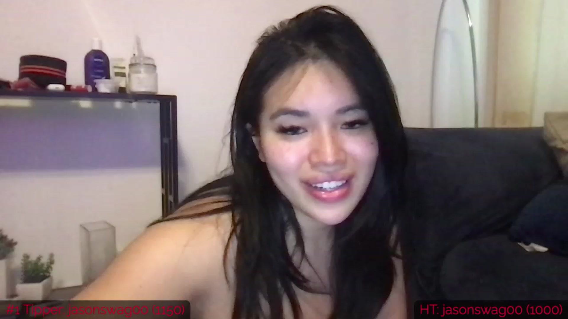 Gallery image thumbnail from DumplingHyuga's myfreecams stream on, 04/24/2023, 16:15 image 16 of 20