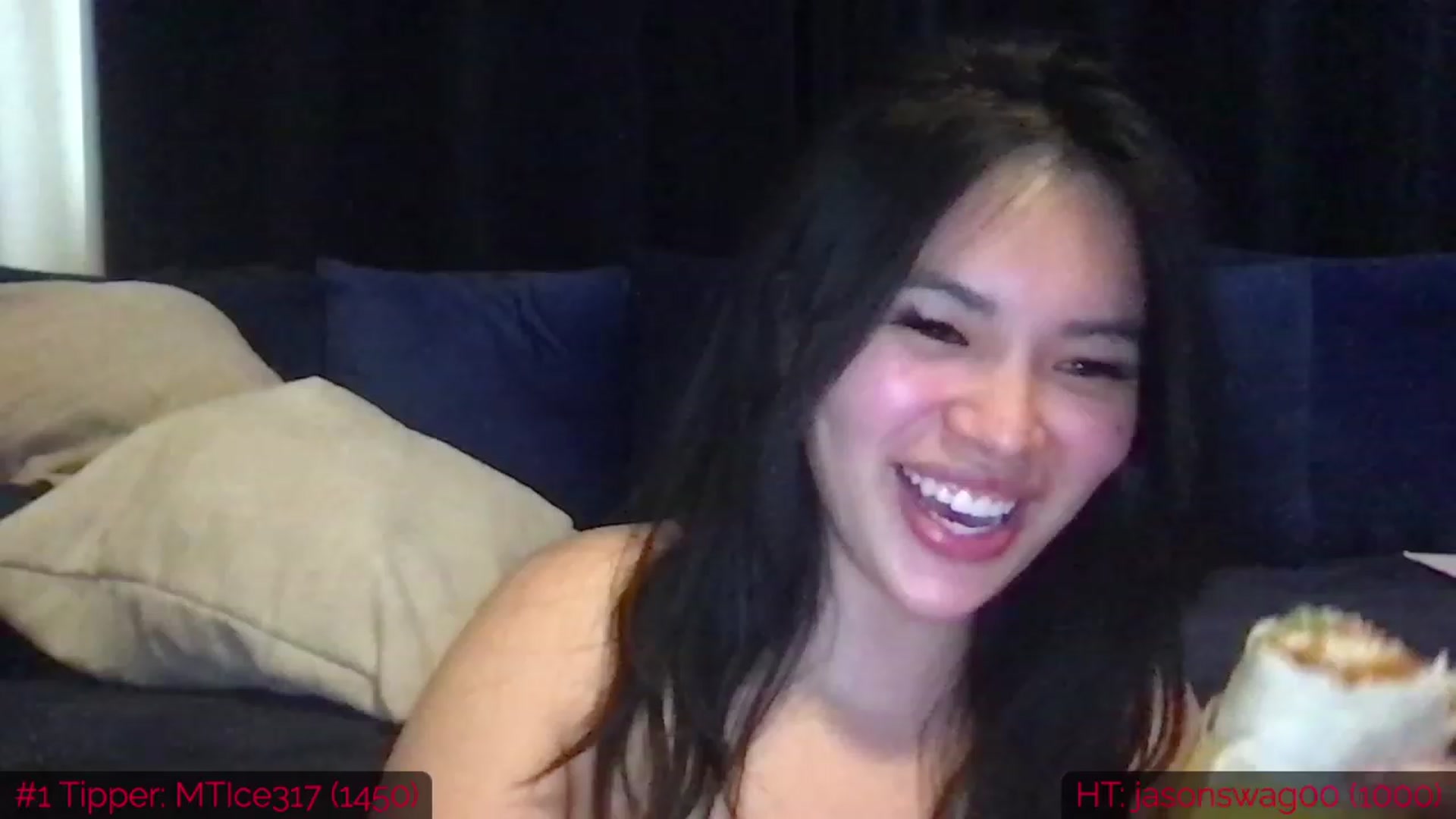 Gallery image thumbnail from DumplingHyuga's myfreecams stream on, 04/24/2023, 17:58 image 11 of 20
