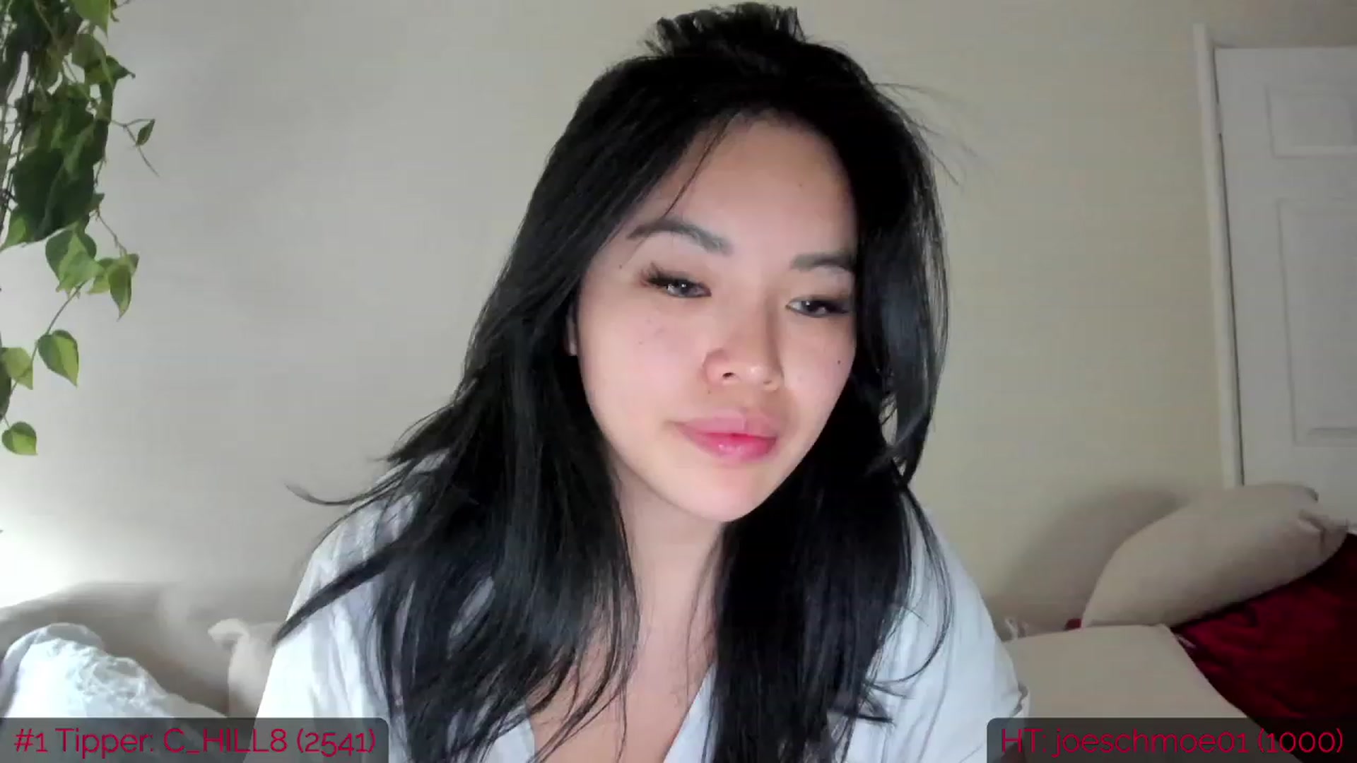 Gallery image thumbnail from DumplingHyuga's myfreecams stream on, 04/26/2023, 15:32 image 11 of 20
