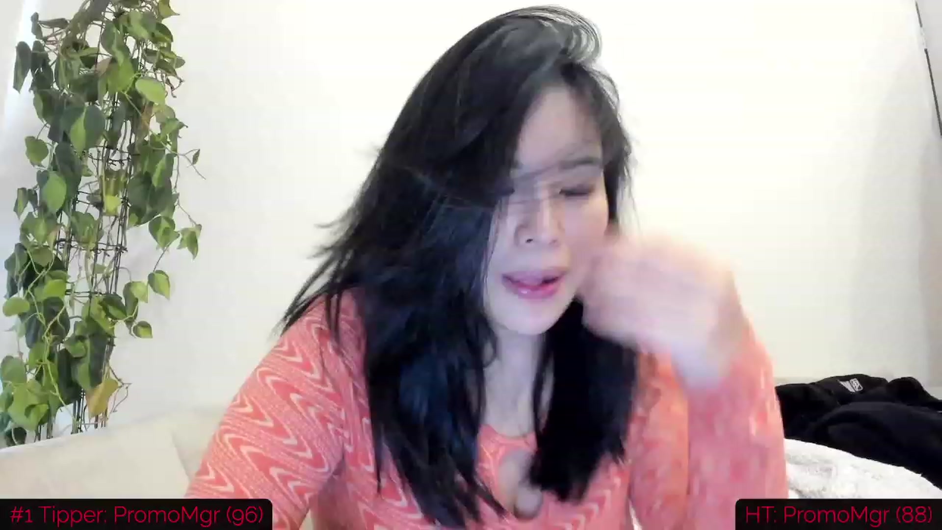 Gallery image thumbnail from DumplingHyuga's myfreecams stream on, 04/28/2023, 17:07 image 15 of 20