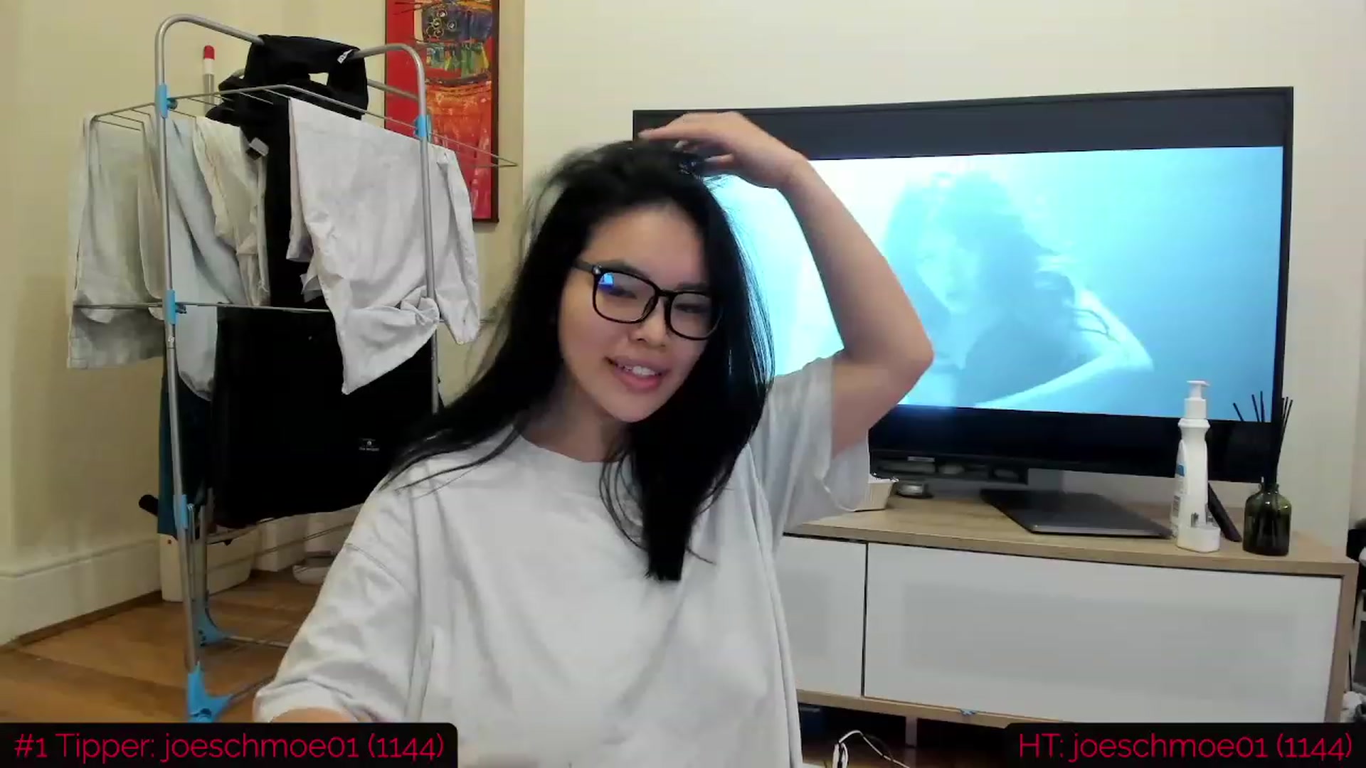 Gallery image thumbnail from DumplingHyuga's myfreecams stream on, 04/29/2023, 16:39 image 8 of 20