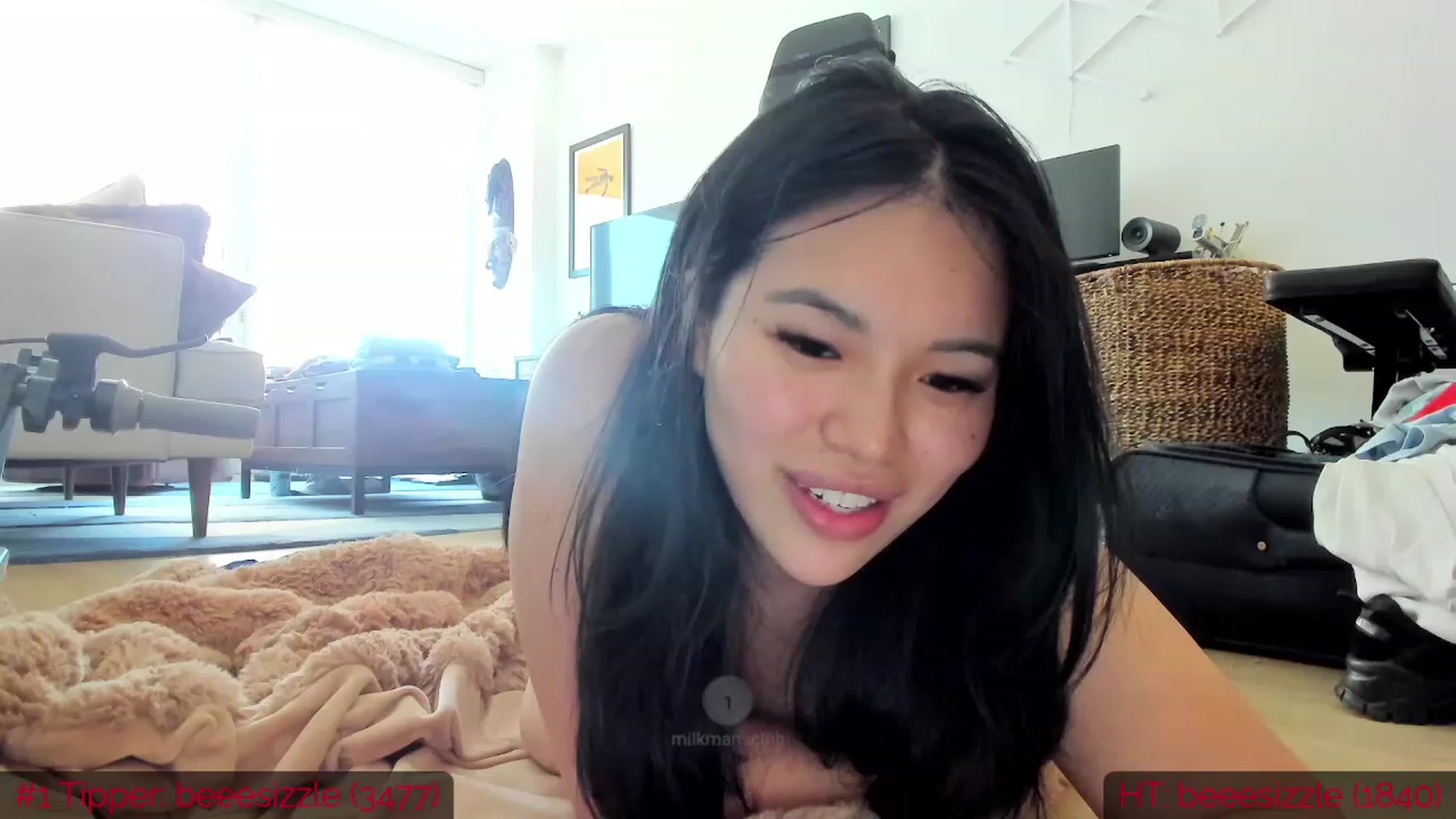Gallery image thumbnail from DumplingHyuga's myfreecams stream on, 05/26/2023, 19:26 image 3 of 20