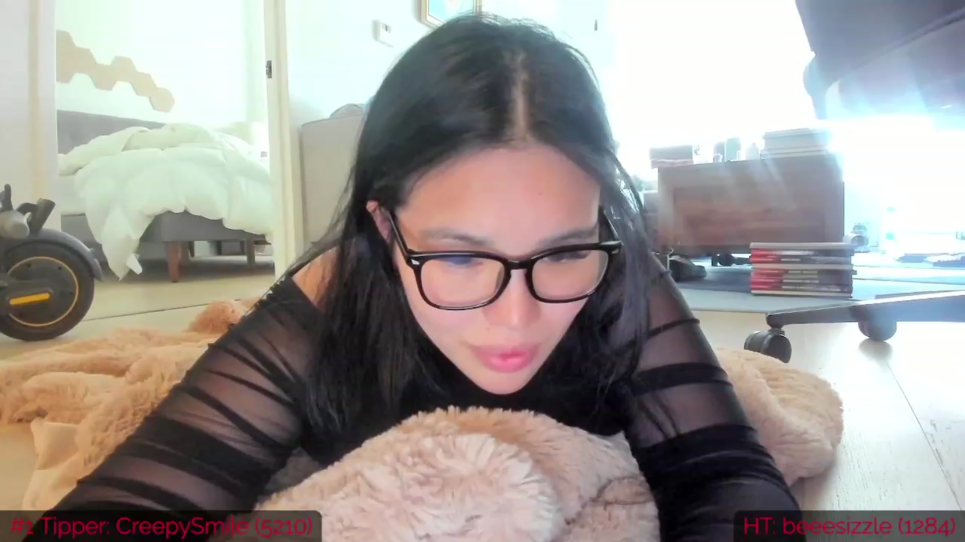 Gallery image thumbnail from DumplingHyuga's myfreecams stream on, 06/20/2023, 21:31 image 9 of 20