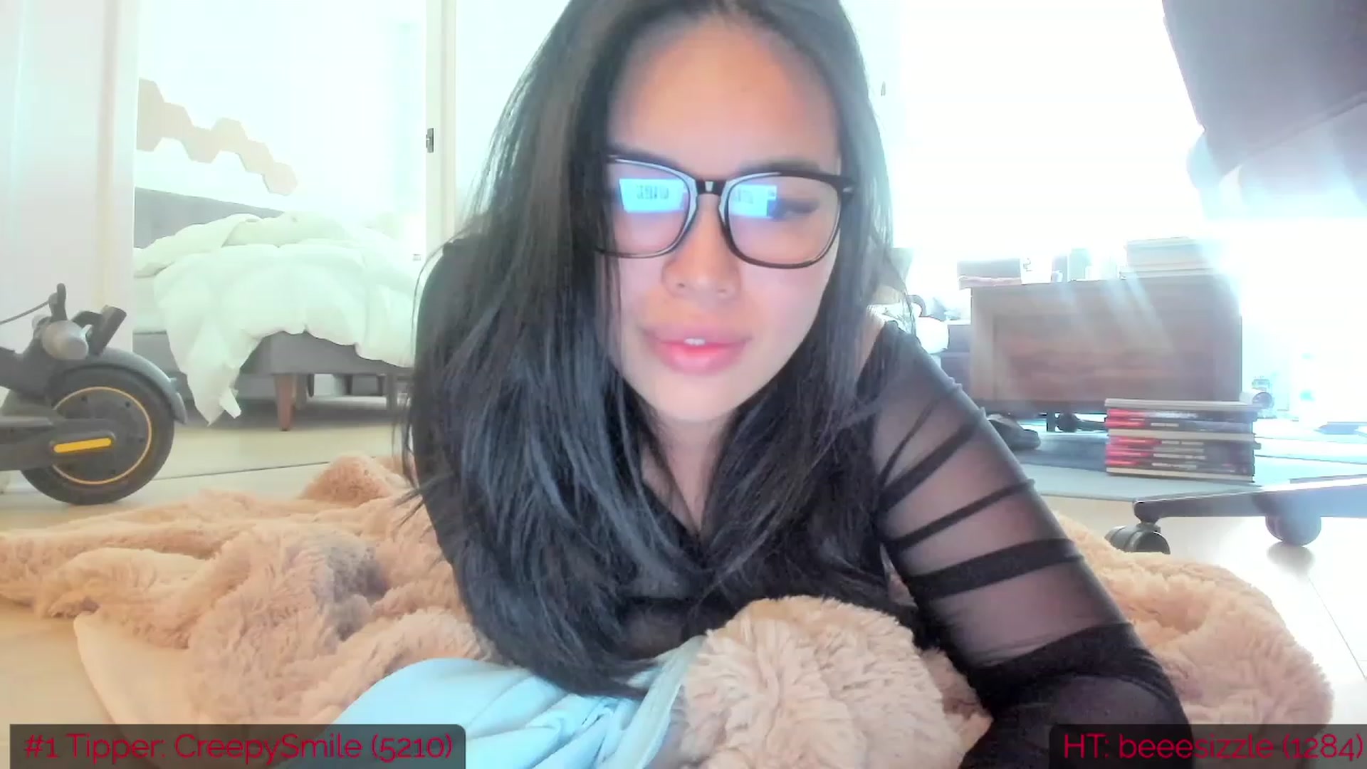 Gallery image thumbnail from DumplingHyuga's myfreecams stream on, 06/20/2023, 21:31 image 4 of 20