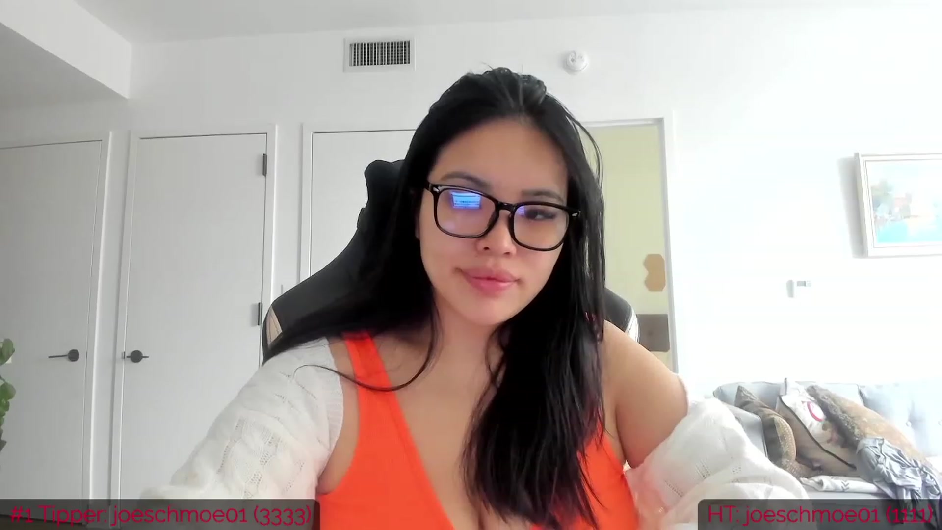 Gallery image thumbnail from DumplingHyuga's myfreecams stream on, 06/22/2023, 17:31 image 12 of 20