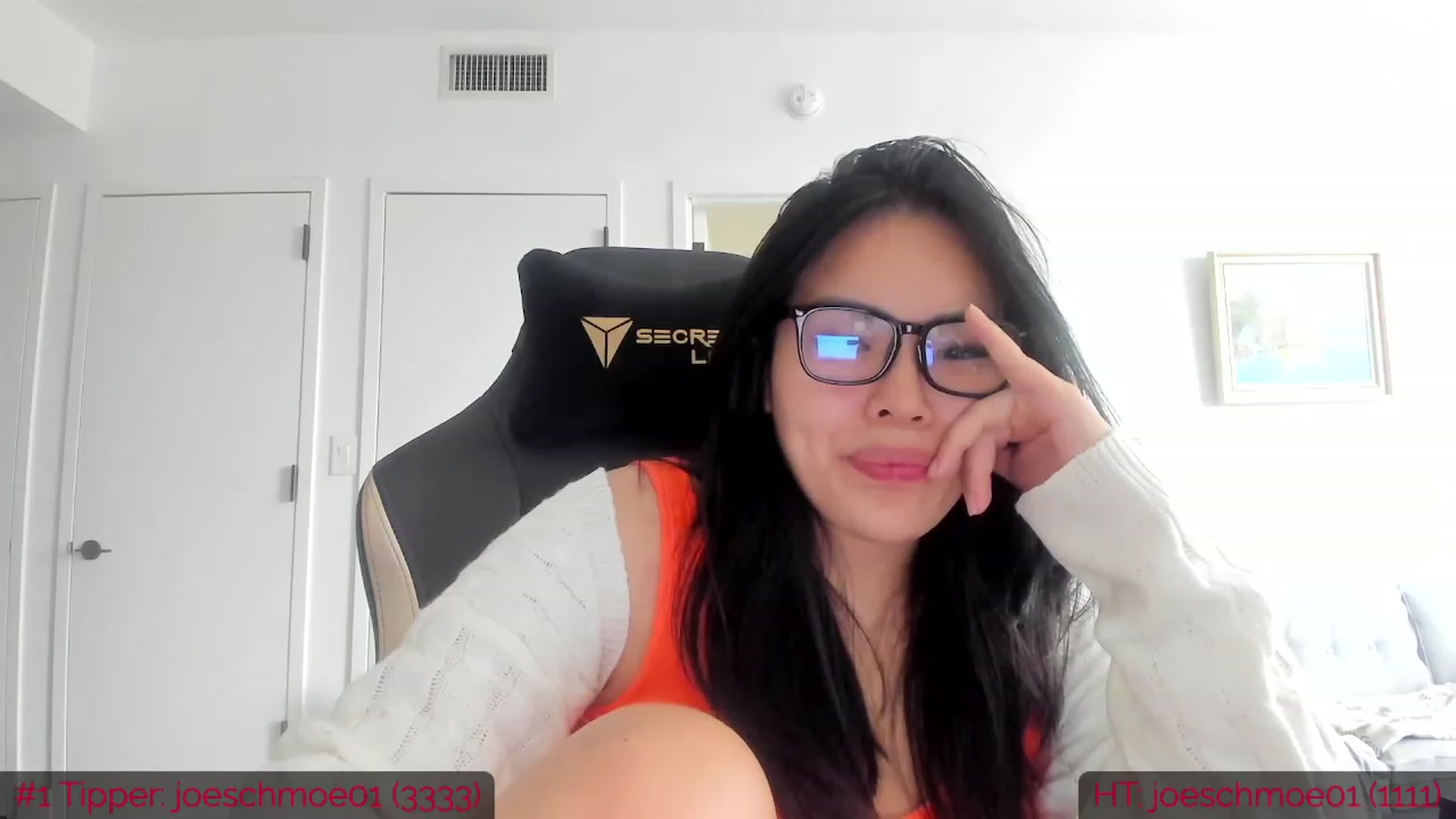 Gallery image thumbnail from DumplingHyuga's myfreecams stream on, 06/22/2023, 17:31 image 16 of 20
