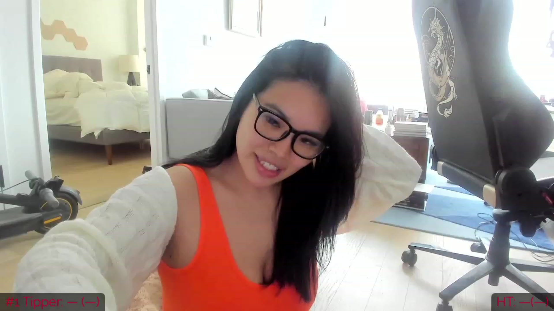 Gallery image thumbnail from DumplingHyuga's myfreecams stream on, 06/22/2023, 20:04 image 16 of 20