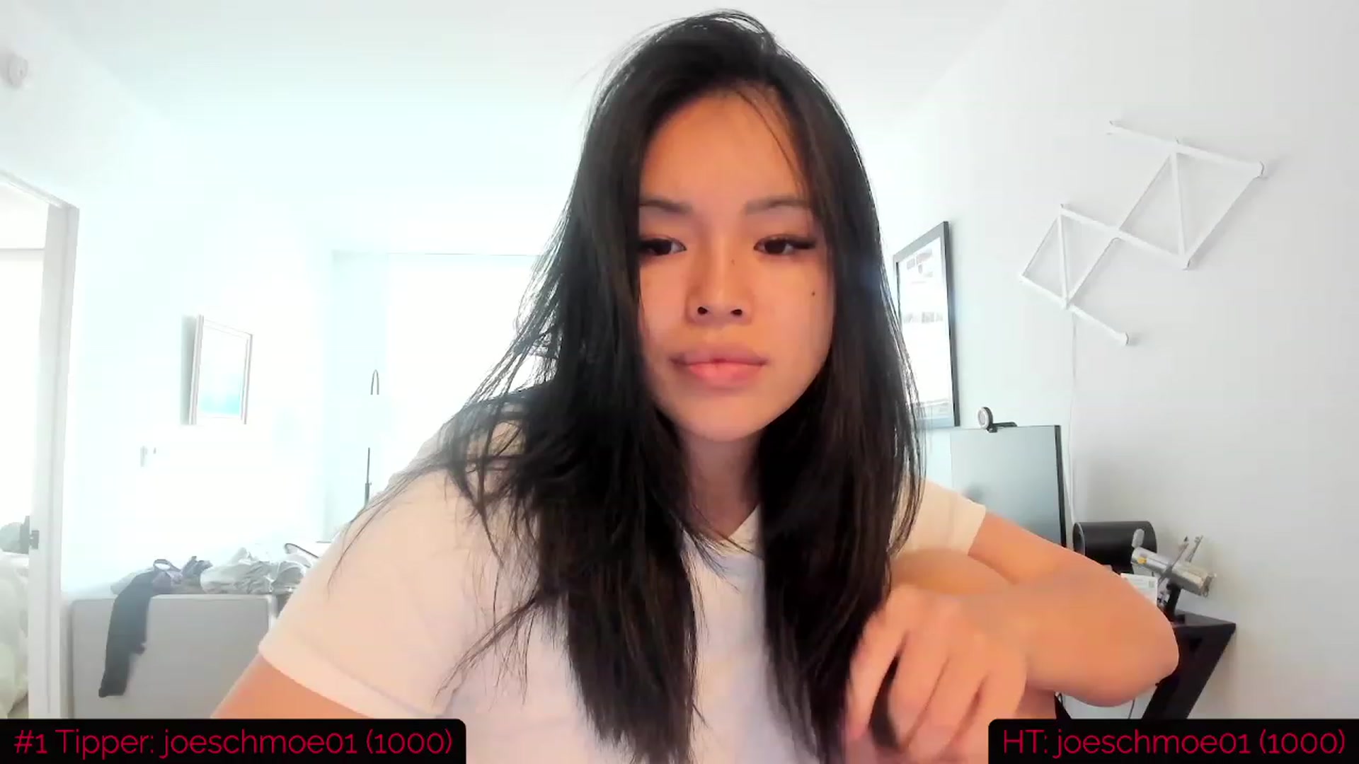 Gallery image thumbnail from DumplingHyuga's myfreecams stream on, 06/27/2023, 20:01 image 16 of 20